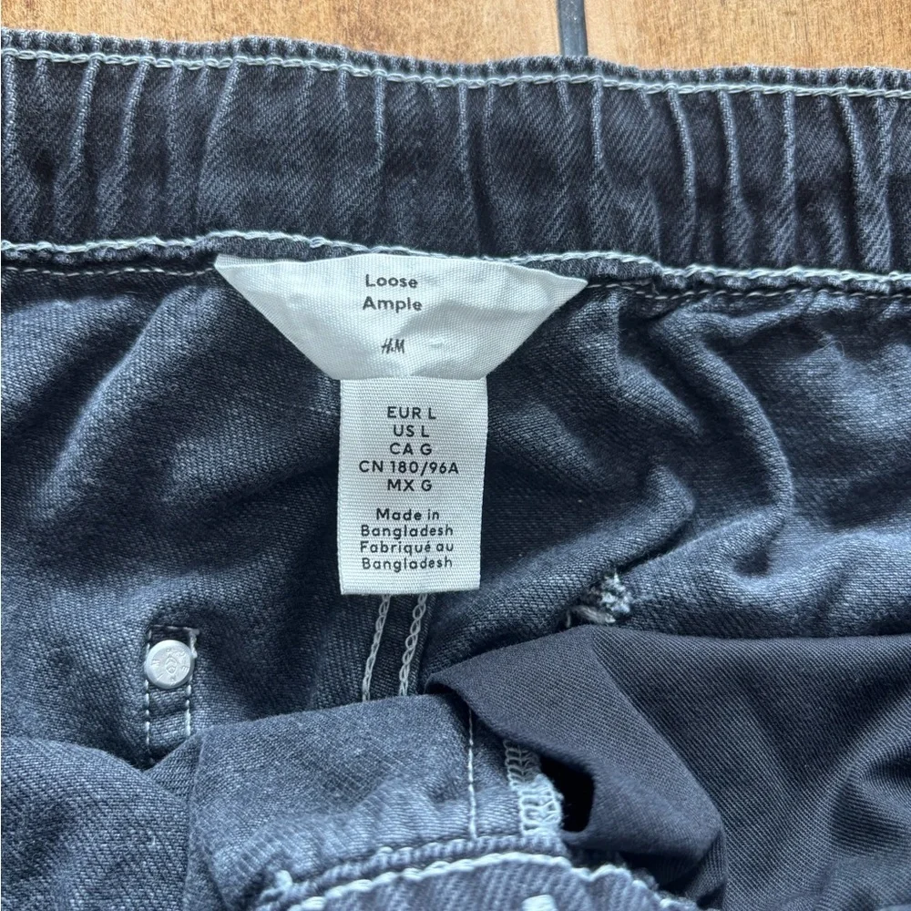 H&M LOOSE CARGO DENIM JOGGERS